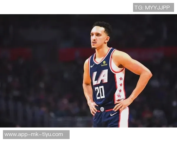 比尔回忆起路威快船球衣瞬间深思熟虑考虑加盟快船的可能性 比尔回忆起路威快船球衣瞬间深思熟虑考虑加盟快船的可能性