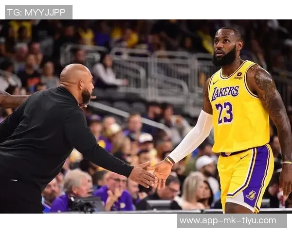 湖人近期状态堪忧未来五场对决开拓者龙队掘金船队和侠队挑战重重